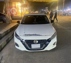 نيسان ألتيما